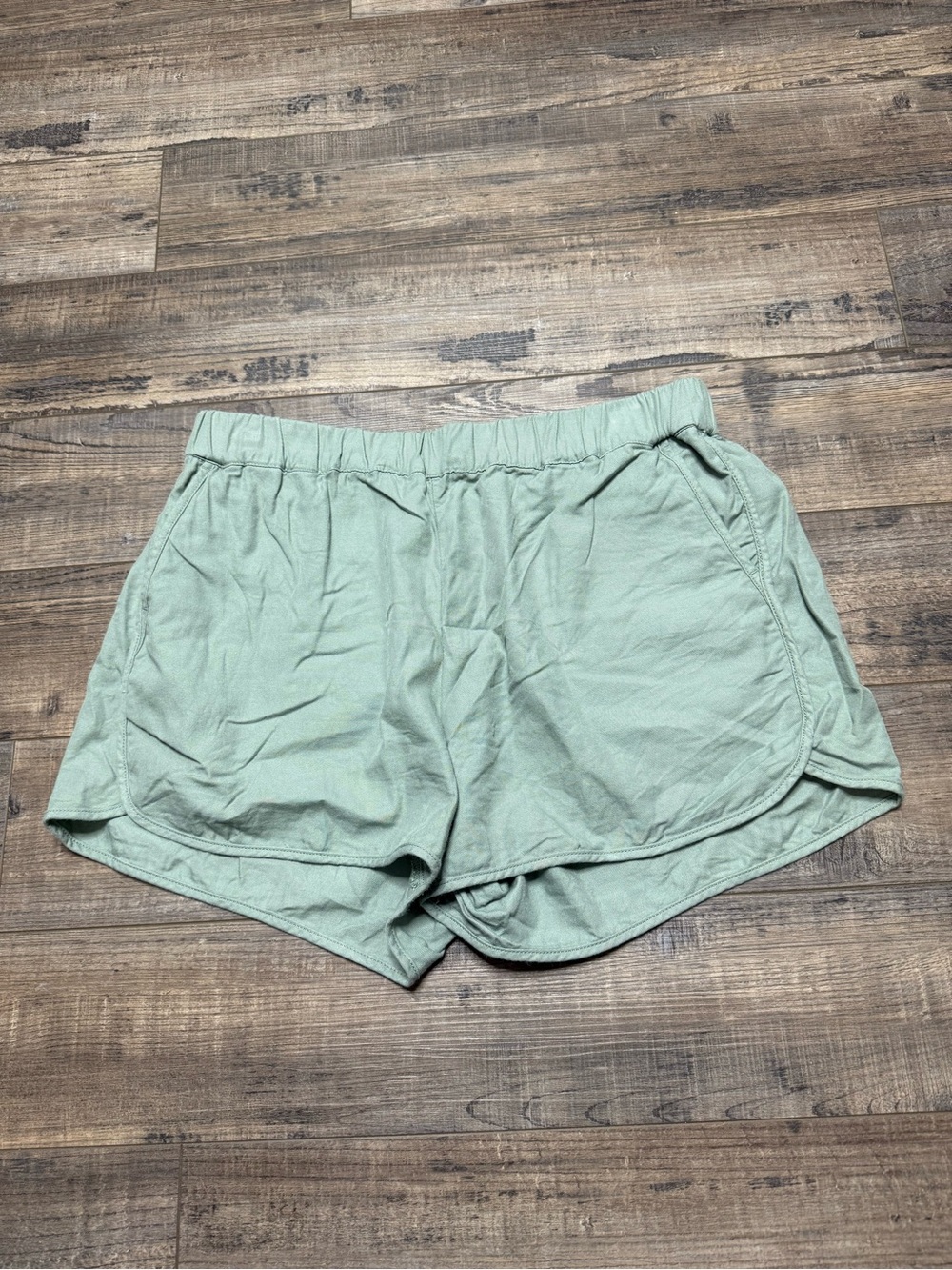 Madewell Elastic Waist Pull On  Sage Green Shorts Women's Size Medium